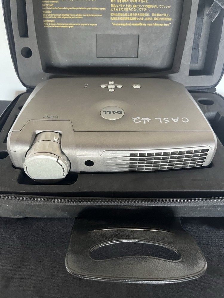 Dell 2300MP DLP Projector - With Case