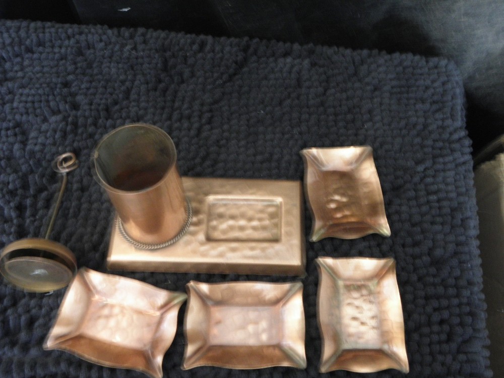 Vintage Gregorian Copper # 515 Tabletop cigarette holder