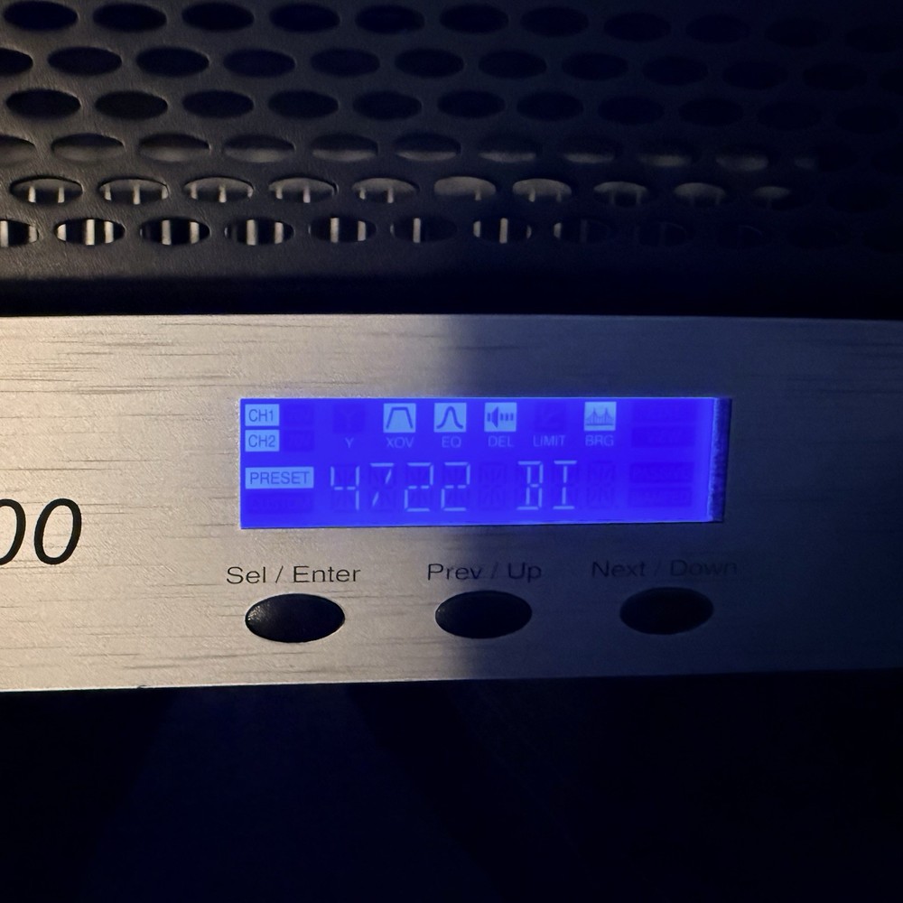 Crown DSi4000 2-Channel Power Amplifier Untested Sold As Is ￼ Powers On