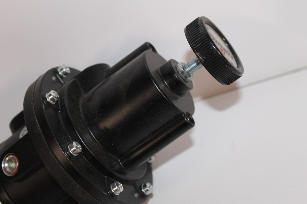 NEW FAIRCHILD 4034A PRECISION REGULATOR