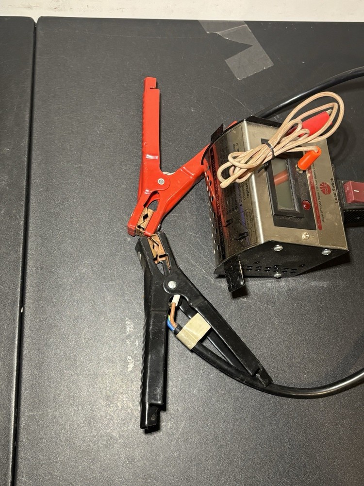 Mac Tools 130 Amp Digital Battery Load Switch Tester BT7400A