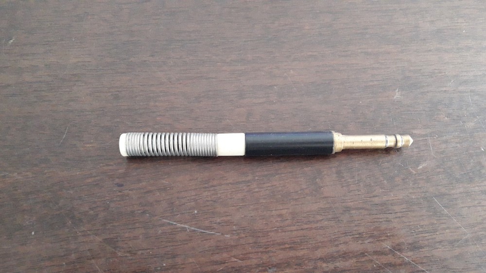 VINTAGE SOLID BRASS PL-55 1/4" 6.35mm MONO PLUG WITH SPRING PROTECTOR NOS