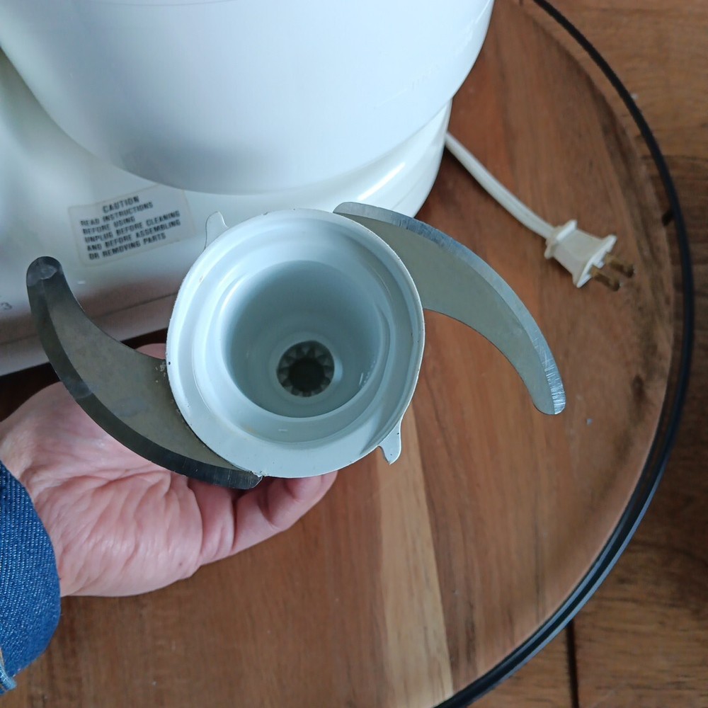 Bosch Mixer Food Processor MCM2501 White Tested WORKS GREAT!