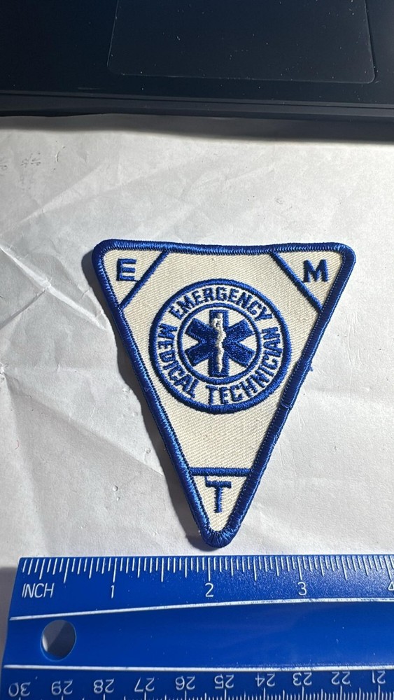 New Vintage emt medical technician patch