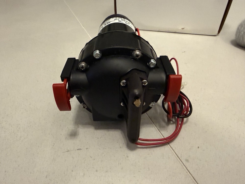 AQUA JET WPS 5.2 JOHNSON PUMP 24V WATER PRESSURE SYSTEM