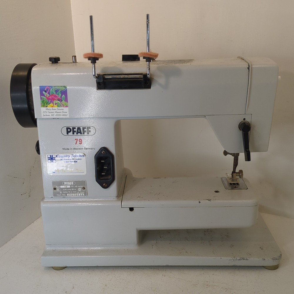 Pfaff 79 Electronic Sewing Machine W/ Pedal, Bobbins Extra Feet, Instructions