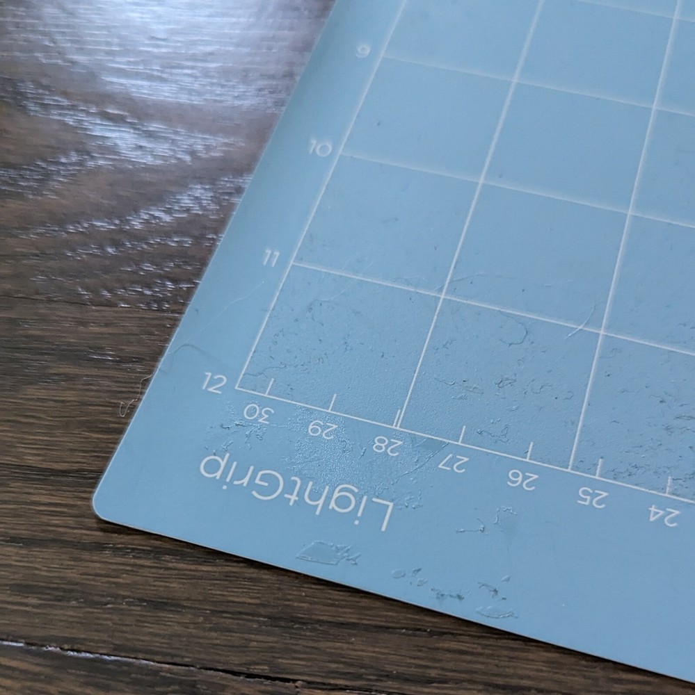 Cricut LightGrip Cutting Mat 12in x 12in | Explorer & Maker