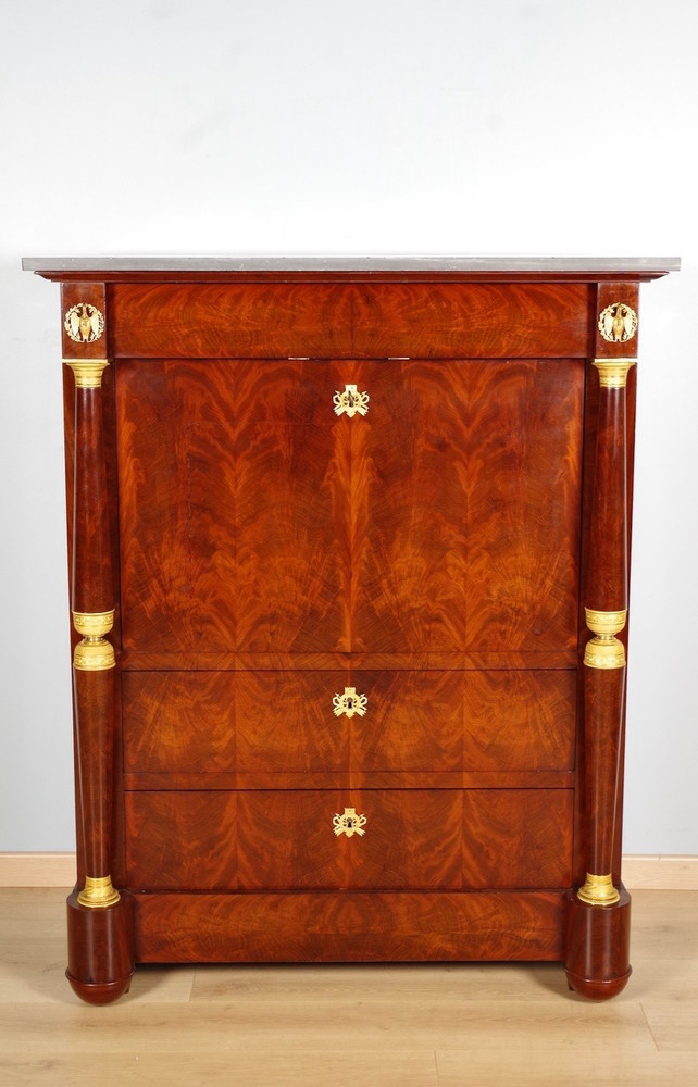 Empire Era Secretary