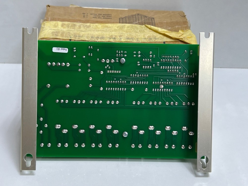 LEVITON QTS00-008 LIGHTING CONTROL MODULE