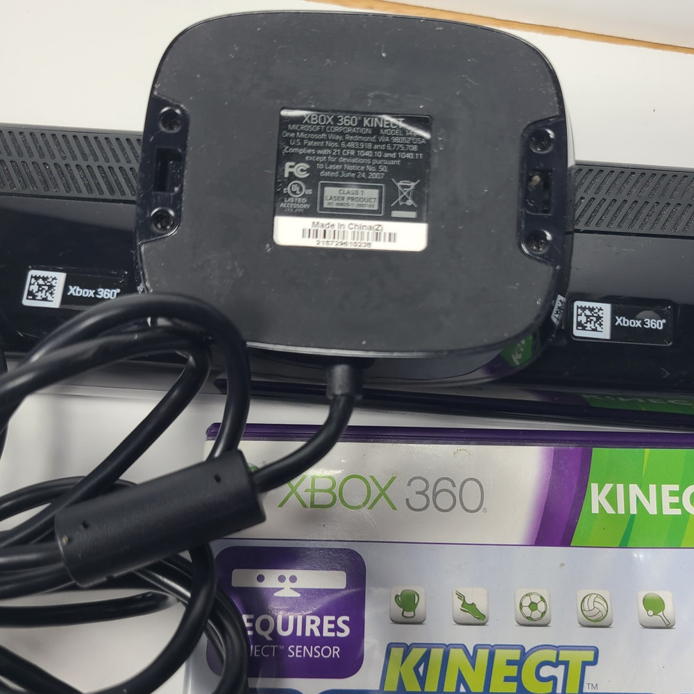Microsoft Xbox 360 Kinect Sensor with Kinect Sports Game Complete
