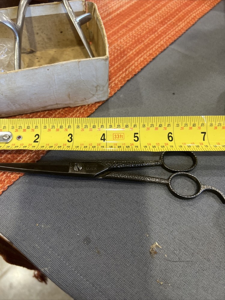 VINTAGE- BARBER'S SET- INCLUDES ORIGINAL HAND OSTER CLIPPER BOKER SCISSORS