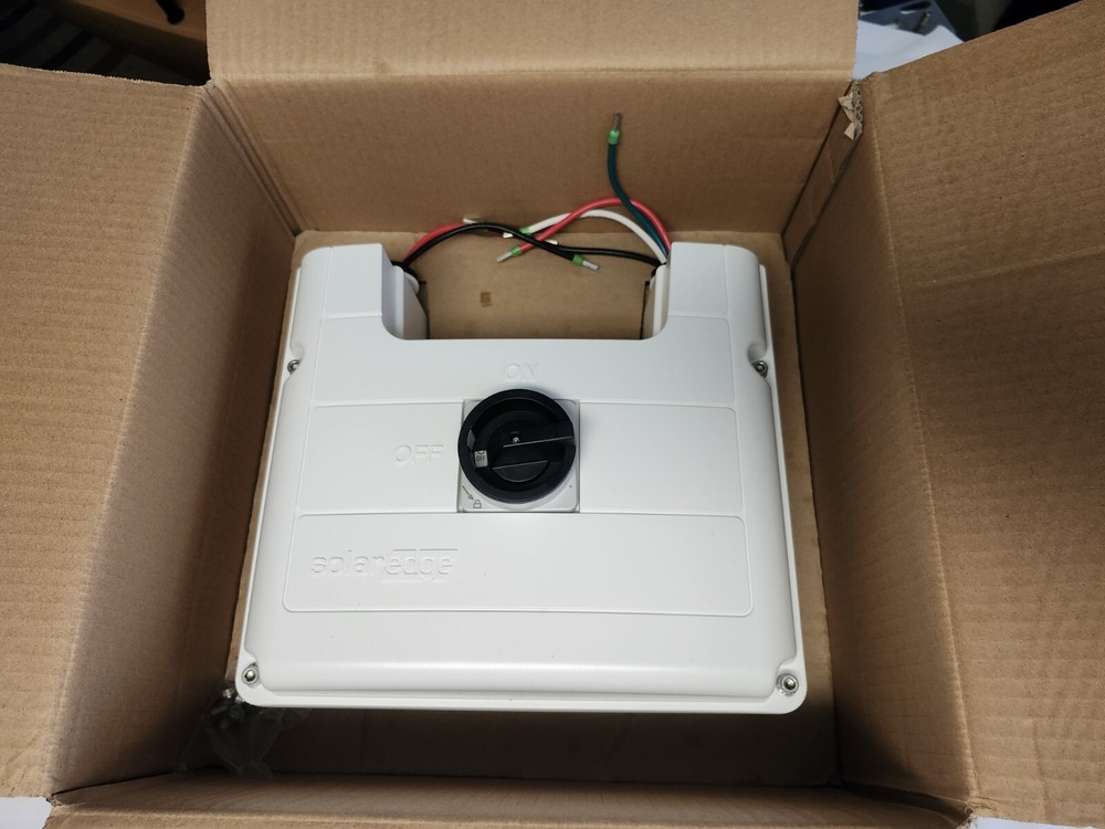 SOLAR EDGE DCD-1PH-US-C AC/DC SAFETY SWITCH FOR GRID TIE SOLAR SYSTEM INVERTERS