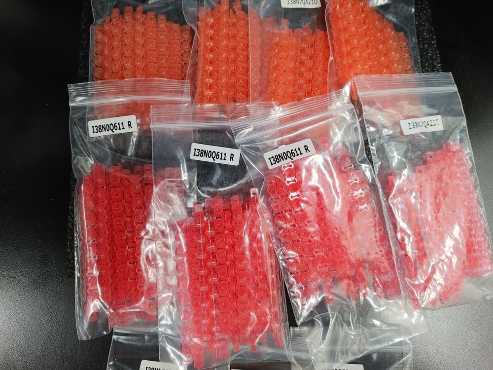 APPLIED BIOSYSTEMS N8010835 MicroAmp 8 Cap Strip Assorted Colors