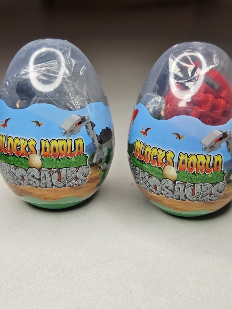 2 Blocks World Dinosaurs