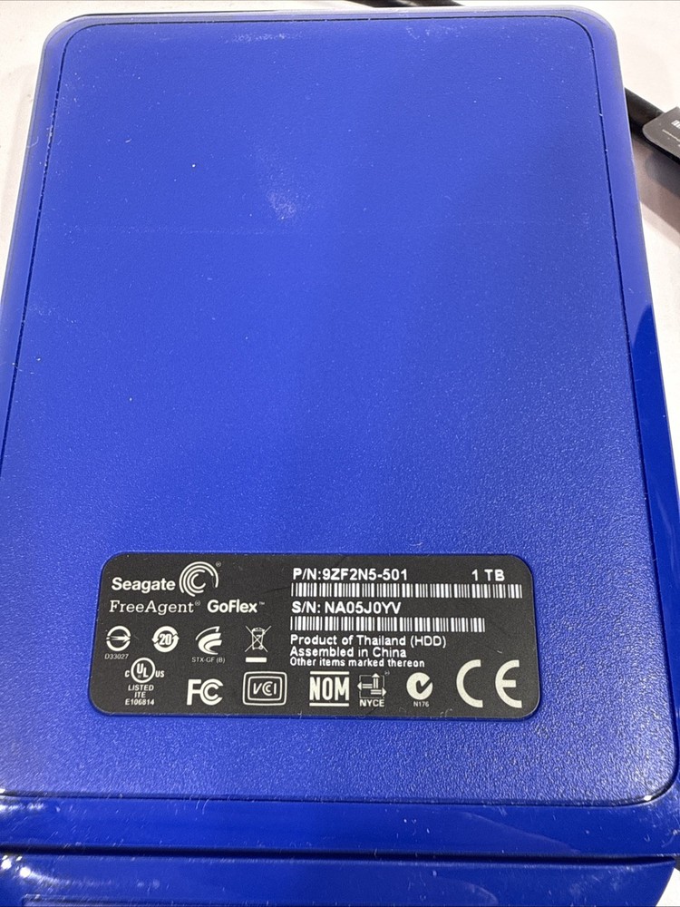 Seagate FreeAgent Go 320GB Blue w/ usb cable