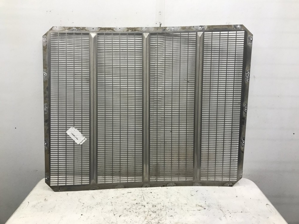 1987-2008 Peterbilt 379 Grille - Used