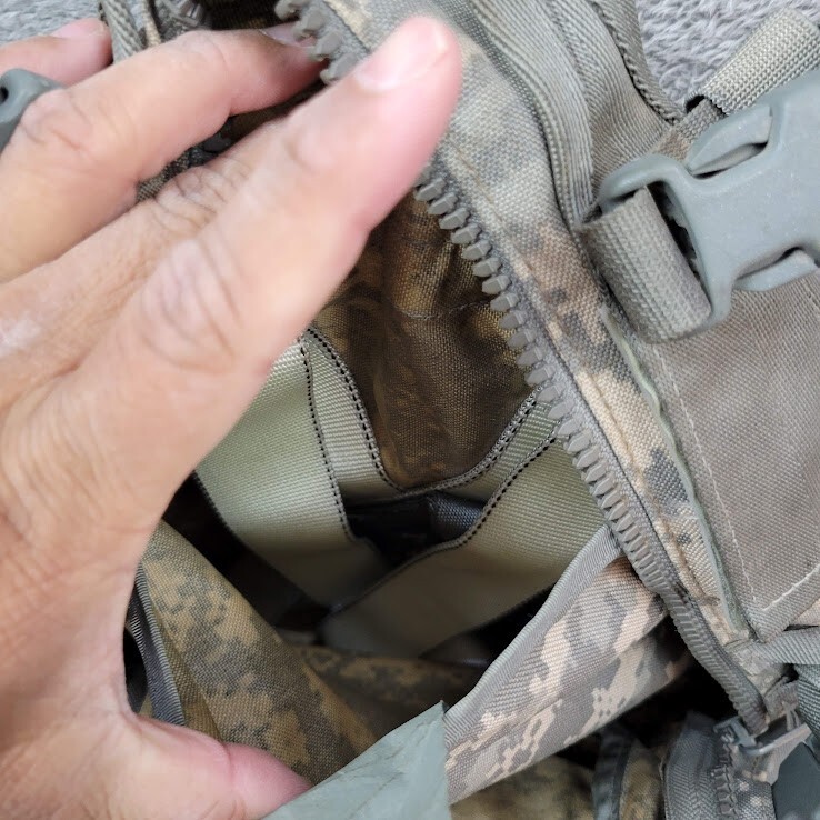 US Military Issue ACU Camo MOLLE II Assault Pack Rucksack Backpack A2