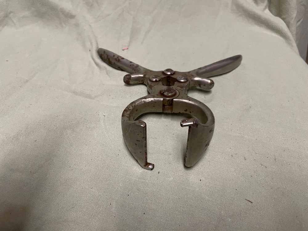 Vintage Castrator Clamp Tool Bloodless Crimper Tool