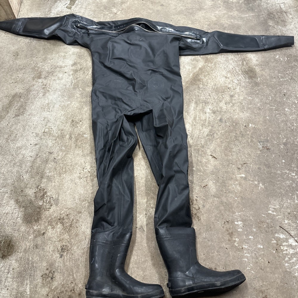 Viking Haztech Dry Suit Size 03XL Reg
