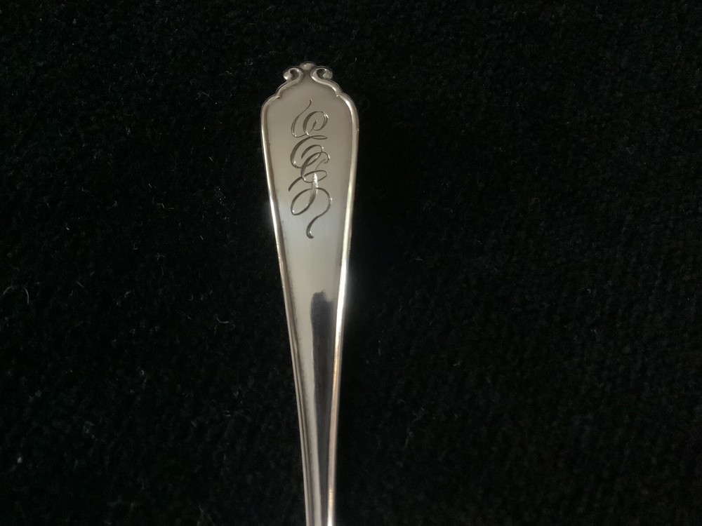 Whiting Division ROSE BUD nut spoon