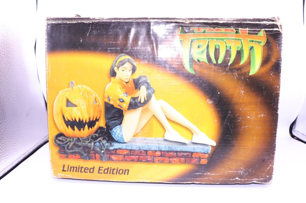 The Tenth - Esperanza Espy - Statue ~ Dynamic Forces ~ Comic Painted ~ HALLOWEEN