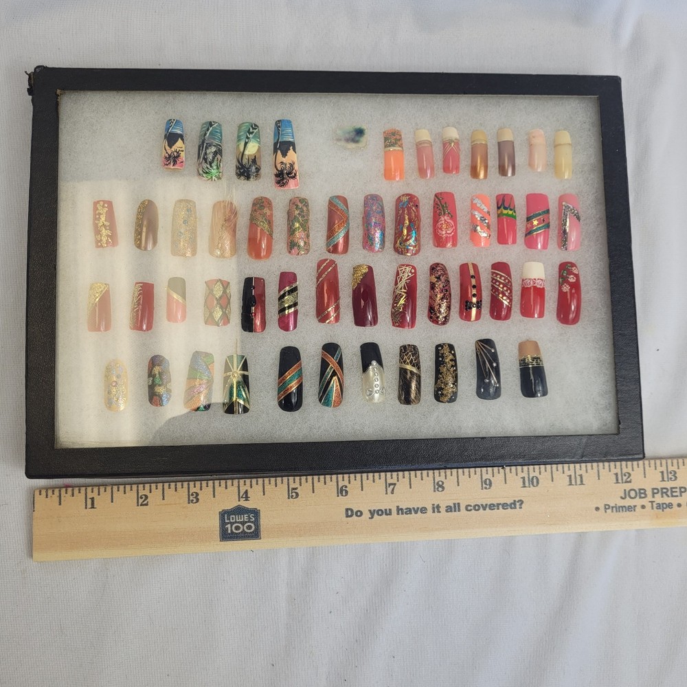 Vintage Nail Art Sample Display Frame Press On Tips Salon Wall Case