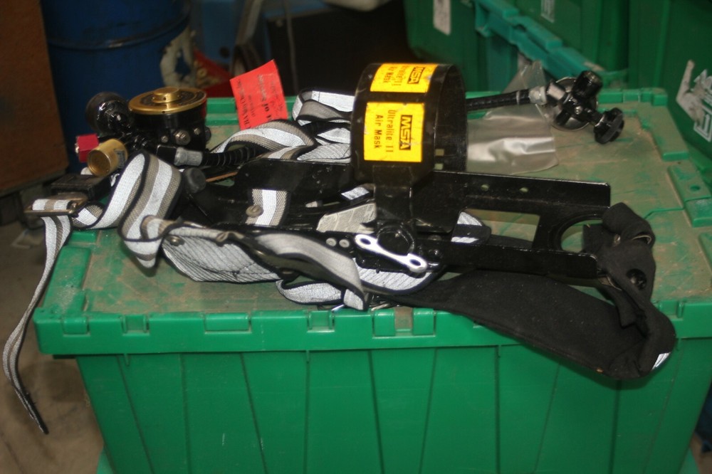 MSA Ultrite II Air Mask Carrier Support Harness Backpack TC-13F-138