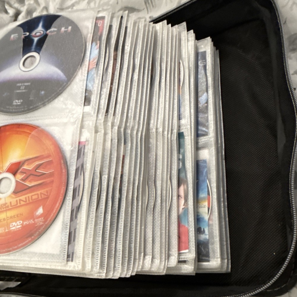 Case Logic Black Nylon Carry Case Wallet for CD, DVD & Blu-ray Discs