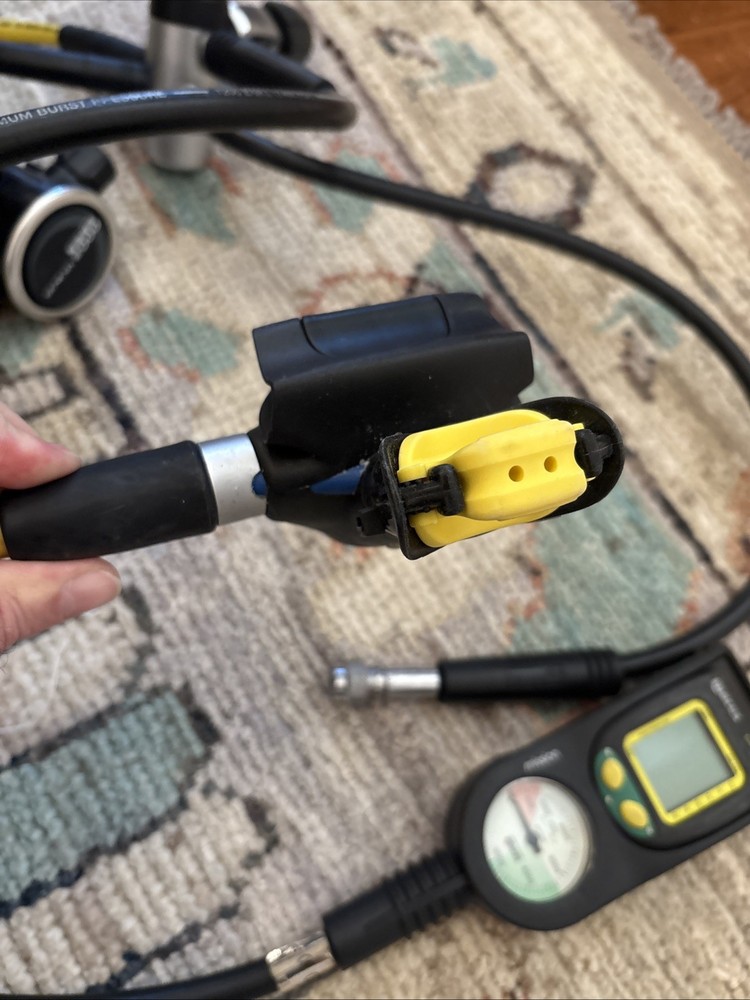 Mares Mission Guardian Computer Console, Decor And Genesis GS2000 Scuba