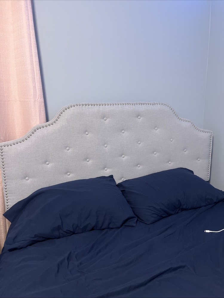 Christopher Knight Home 298920 Austell Fabric Headboard, Size Queen - Light Gray
