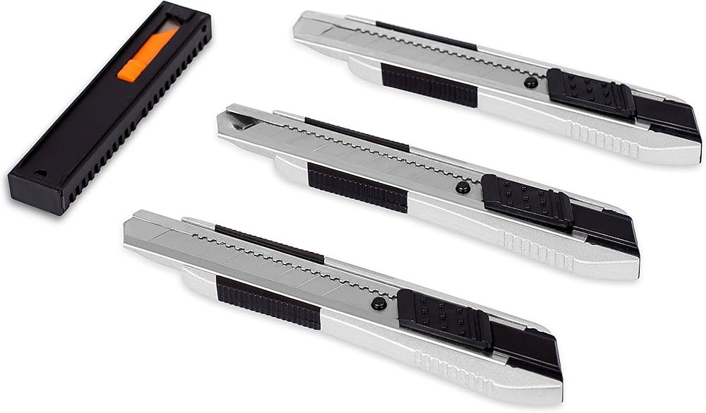 Internet's Snap-Off Utility Knife - Regular - - Belt Clip -