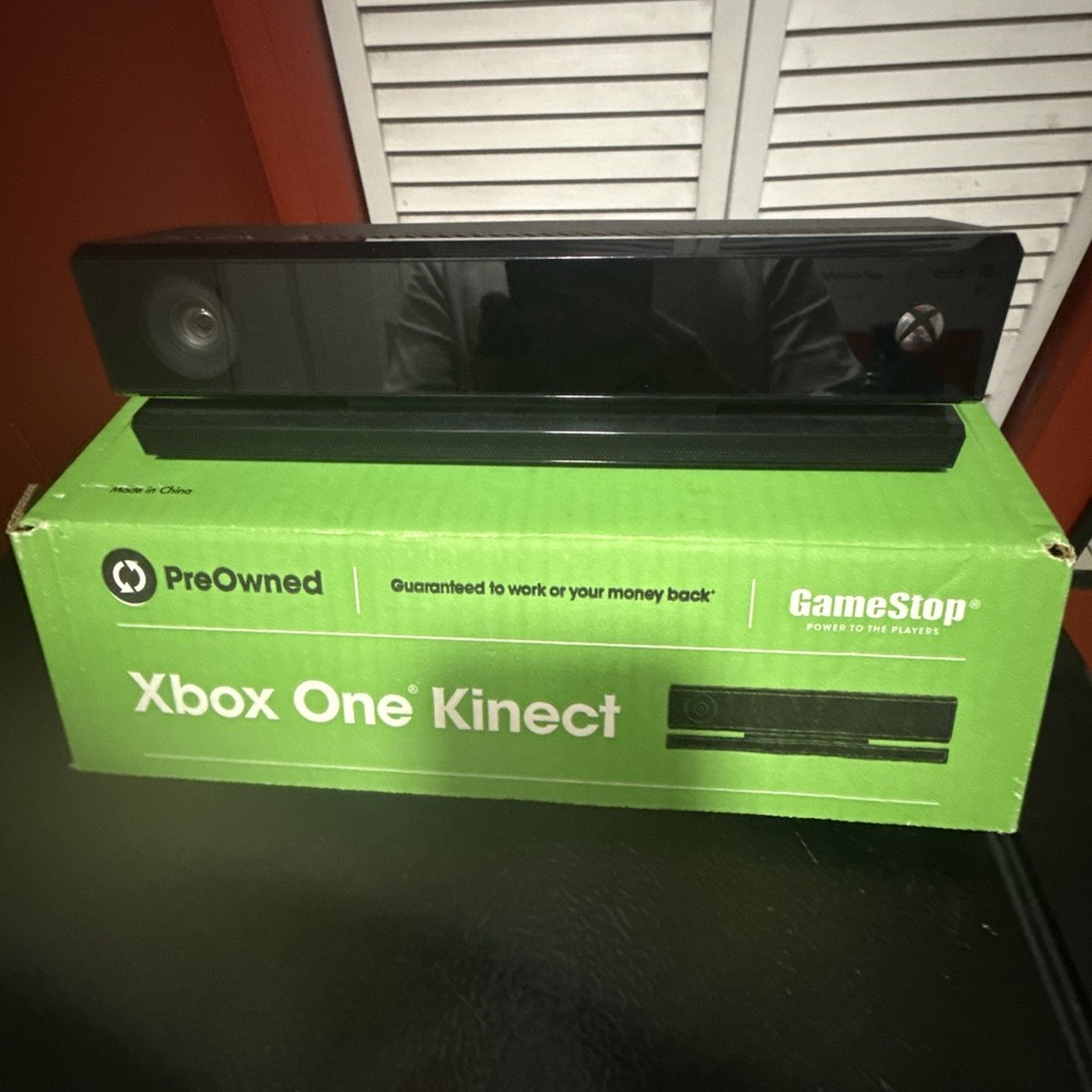Microsoft Xbox One Black Kinect Sensor Bar Camera Motion Gaming System
