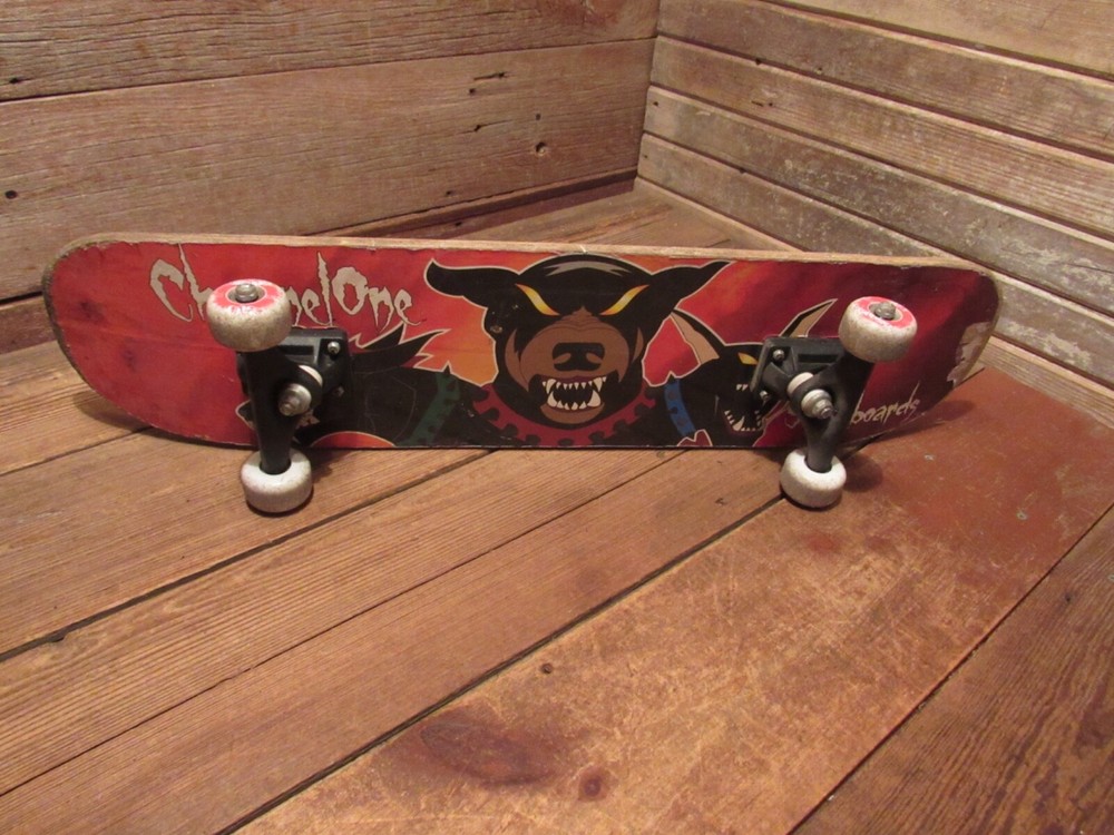 CHANNEL ONE "DOGS" Skateboard Complete