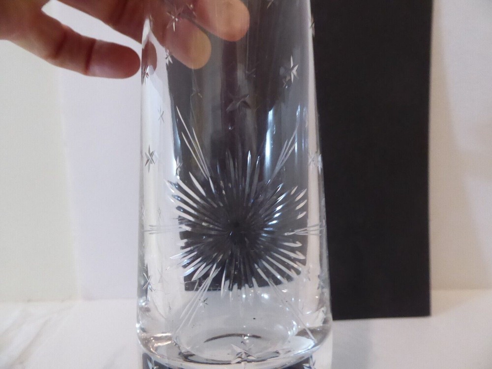 Crystal Vase 8” with Weighted Bottom, Engraved Star Pattern, Elegant (S2