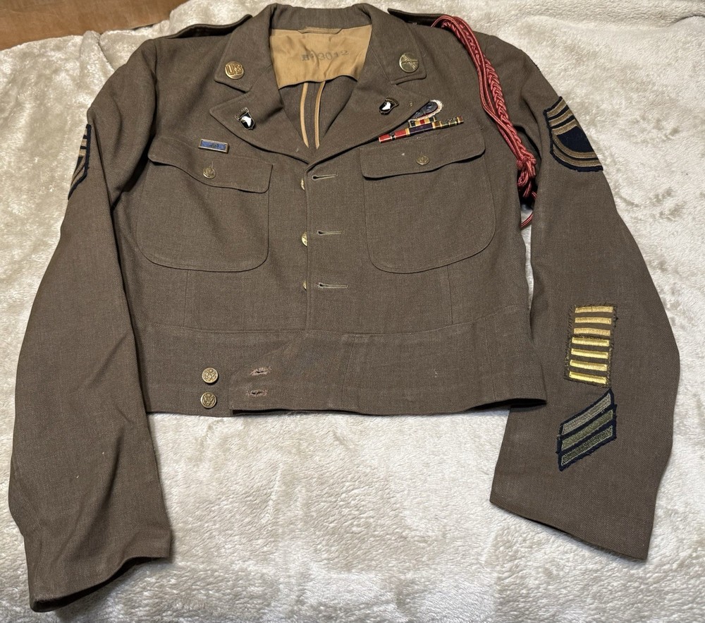 ORIGINAL WWII 101st AIRBORNE JACKET SCREAMING EAGLE