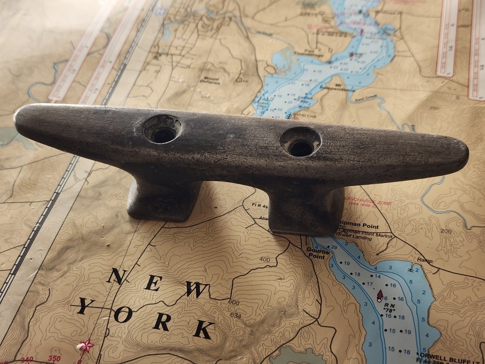 Aluminum 5-3/4" Open Base Cleat