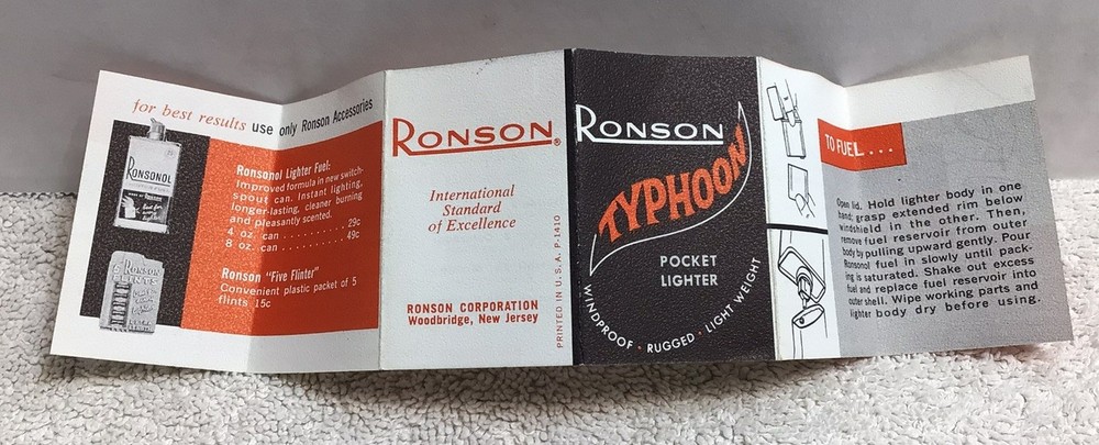 Vintage Ronson typhoon lighter in original box == Untested ==
