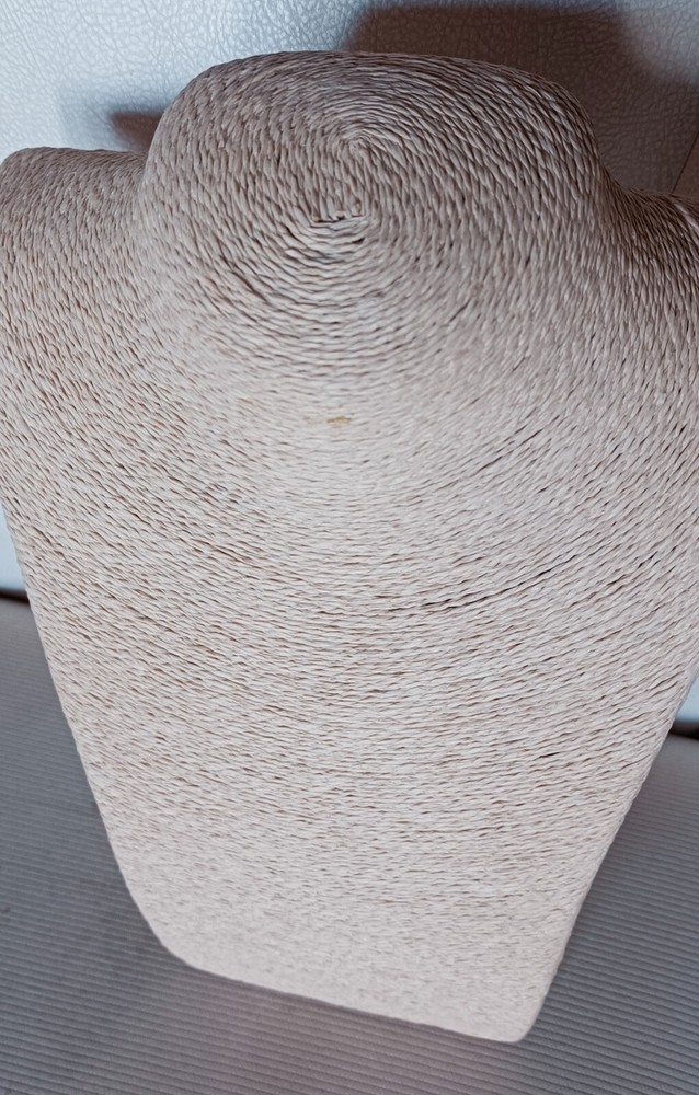 espositore da vetrina "collo" per collane