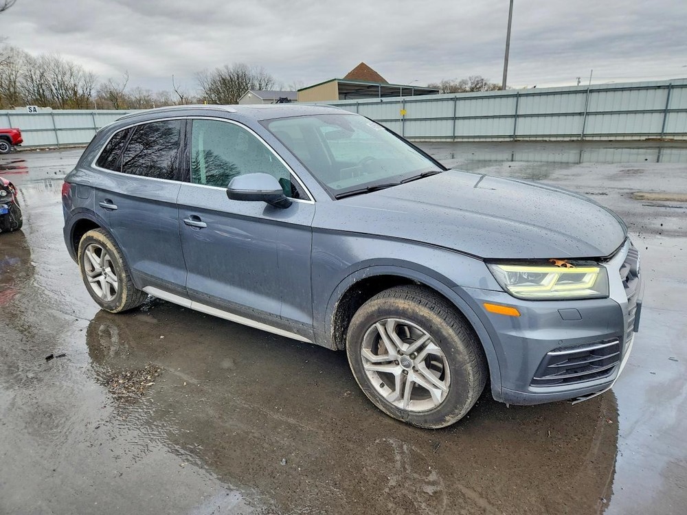 Used Headrest fits: 2018 Audi Q5 Grade A