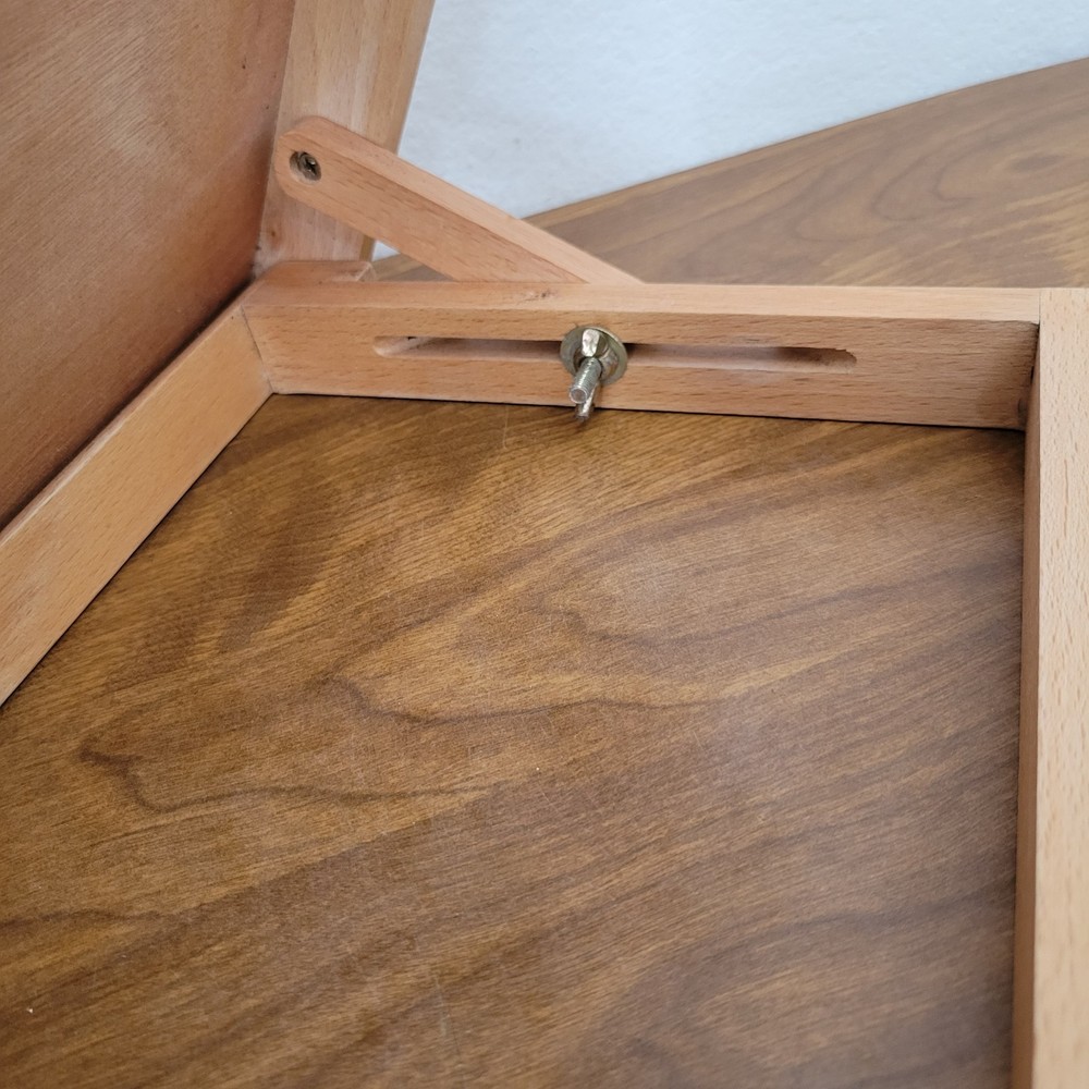 Small Adjustable Tabletop Wood Painters Easel