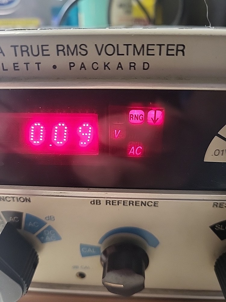 Hp 3403A True RMSZ Voltmeter Powers On