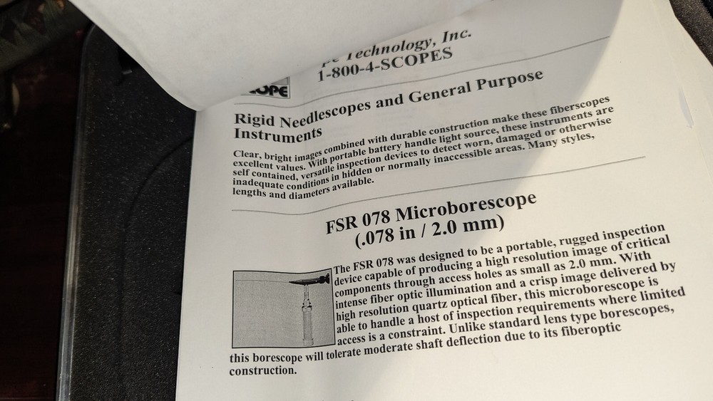Scope Technology Fiberscope w Case & Light Source