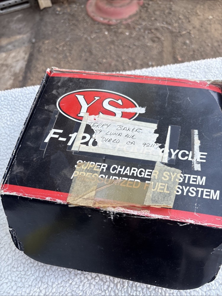 YS F-120 RC Airplane Engine 4 Stroke Untested