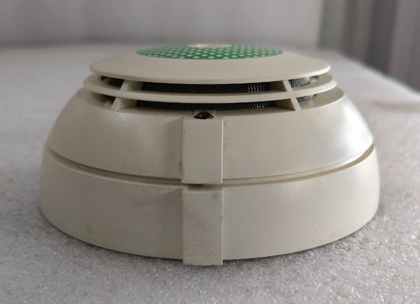 SIEMENS Smoke Detector New DO1153A