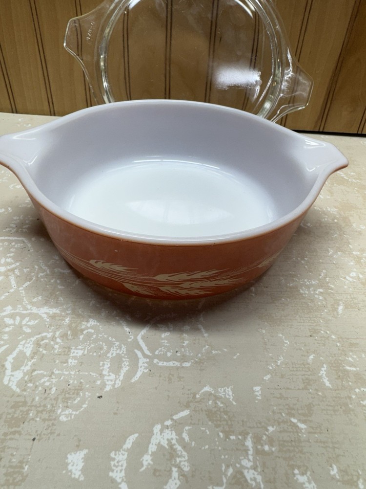 Pyrex AUTUMN HARVEST 500 ML COVERED CASSEROLE Reddish Rust Wheat