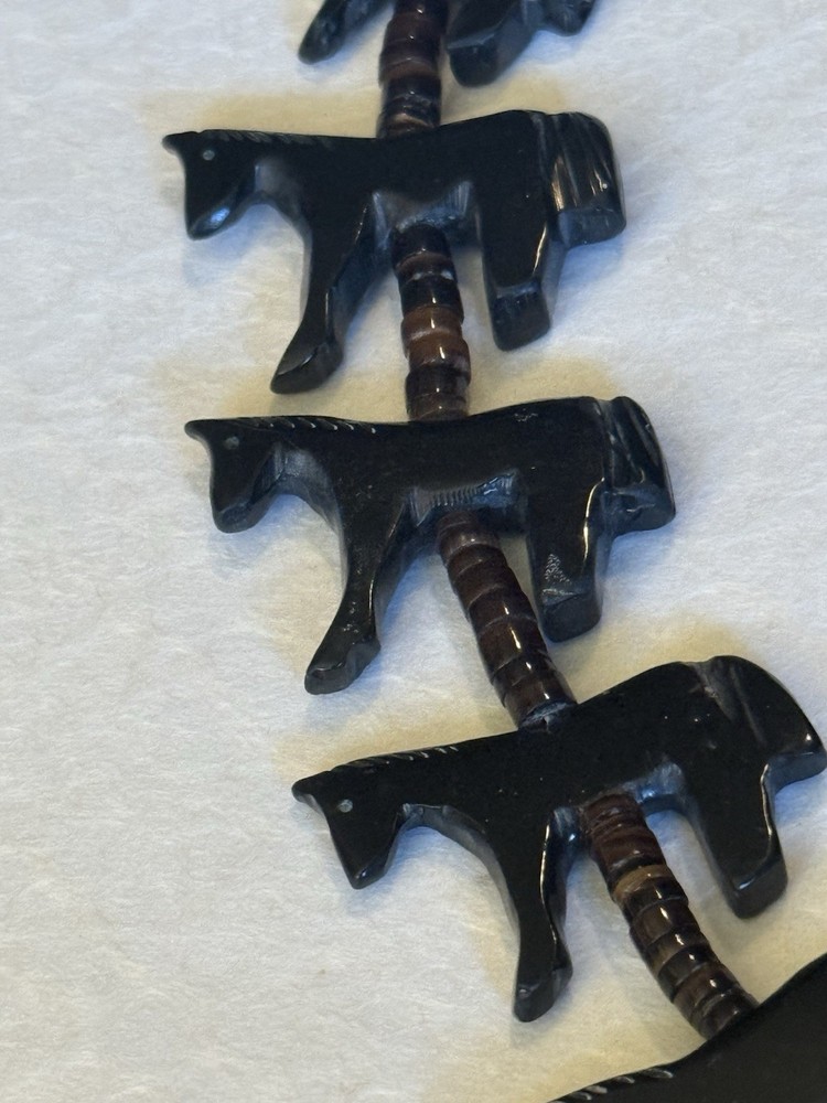 horses fetish necklace