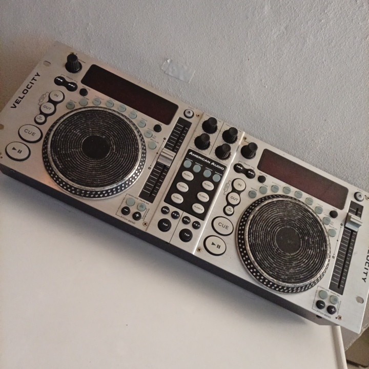 American Audio Velocity Dual DJ Scratcher - Untested -