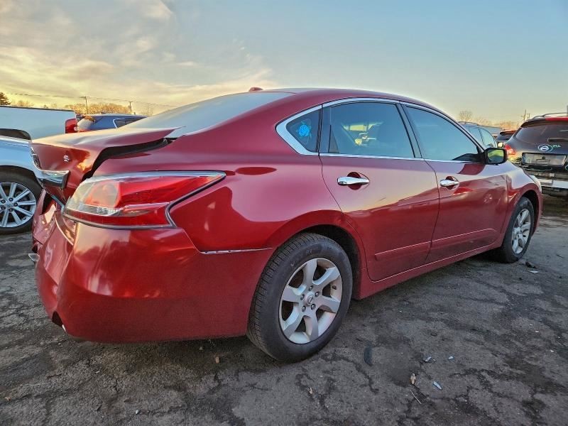 2014 ALTIMA Third Brake Light Tested OEM