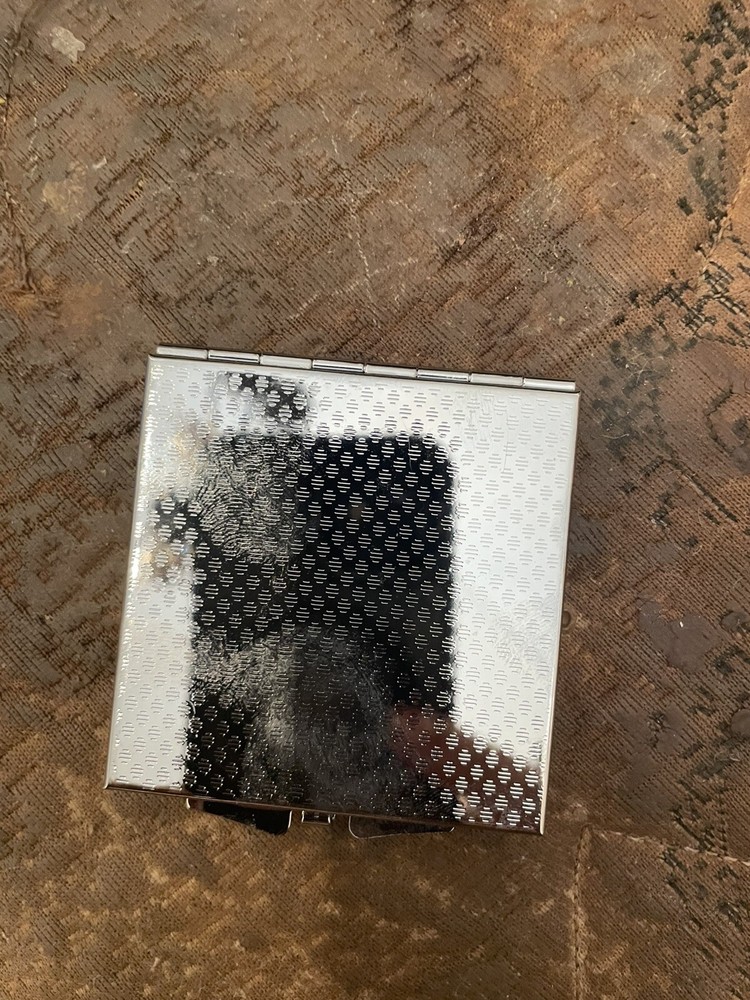 Retro Darling Doe Square Silver Mirror Compact