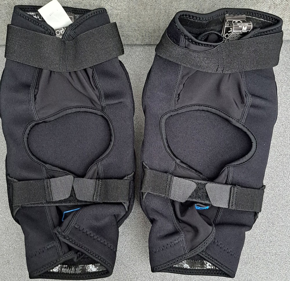 7iDP Flex Knee Armor, Black - Medium